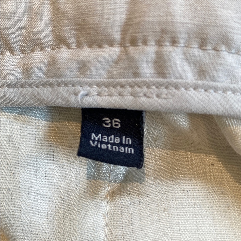 Taylor Byrd light gray flat front performance shorts Sz 36 8 inseam - Picture 5 of 10